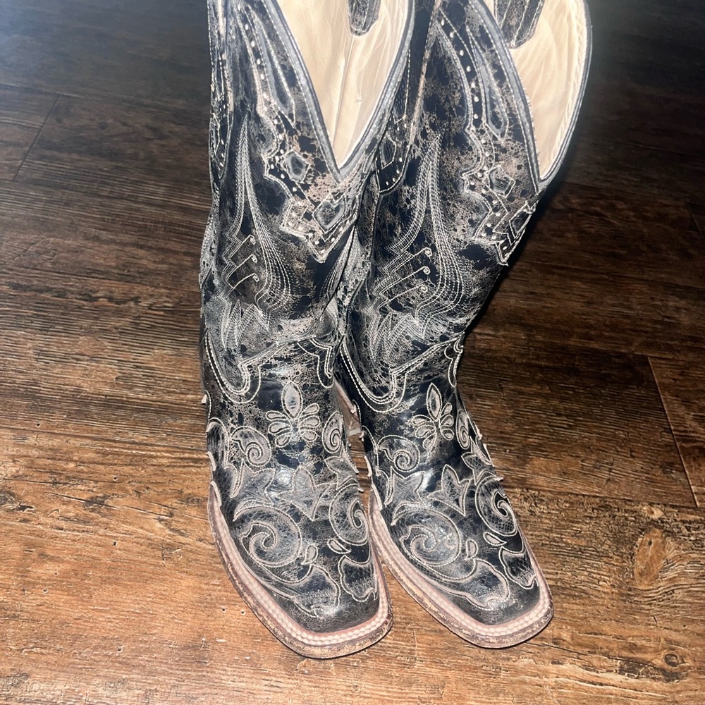 Black Corral Boots.